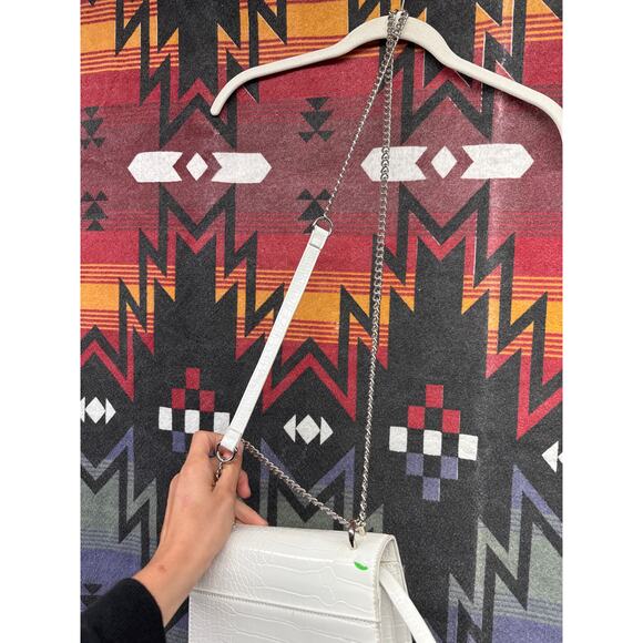 Peta + Jain White Leather Chain Minimalist Clean Girl - Picture 6 of 10